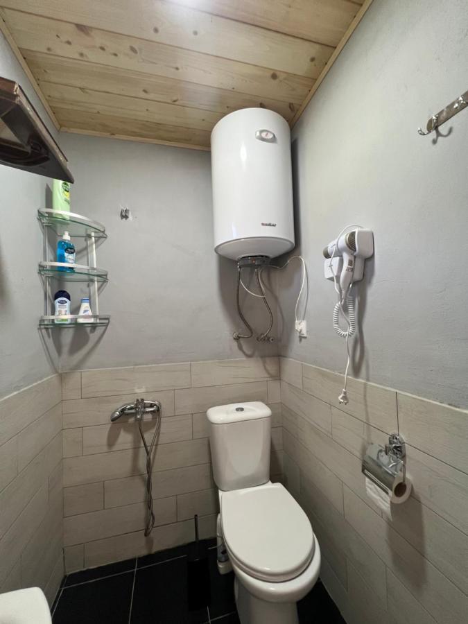 Mitarbi Silence - Cozy Holiday Cottages In Mountains Borjomi ภายนอก รูปภาพ